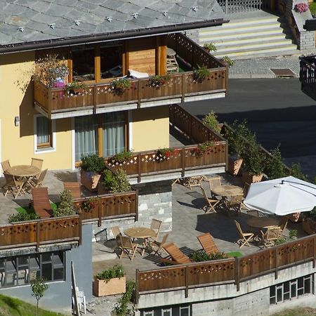 Miramonti Hotel Valtournenche Kültér fotó