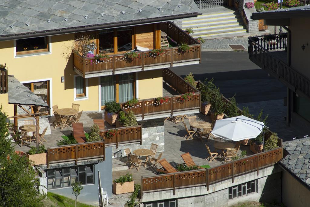 Miramonti Hotel Valtournenche Kültér fotó