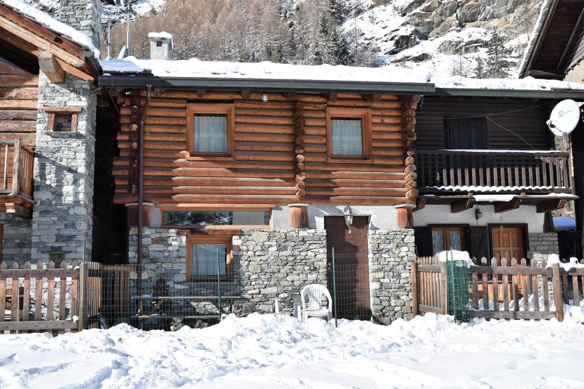 Miramonti Hotel Valtournenche Szoba fotó