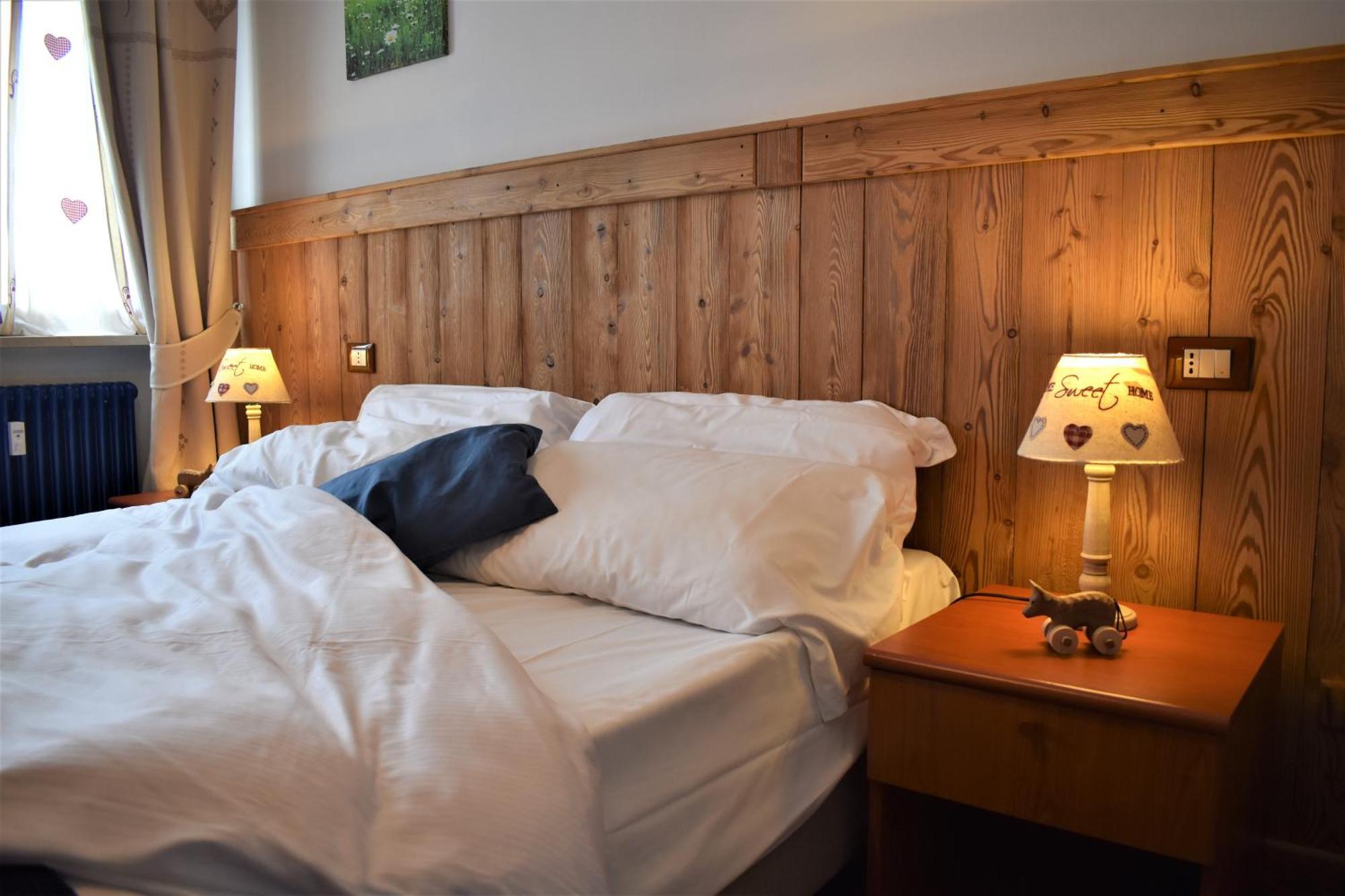 Miramonti Hotel Valtournenche Szoba fotó